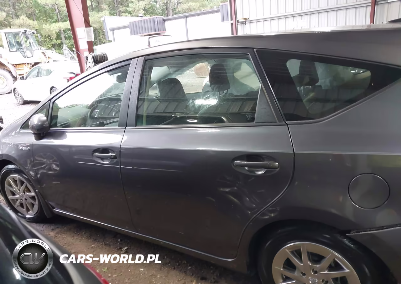 2016 Toyota Prius V Four VIN:JTDZN3EU7GJ055152 - 14
