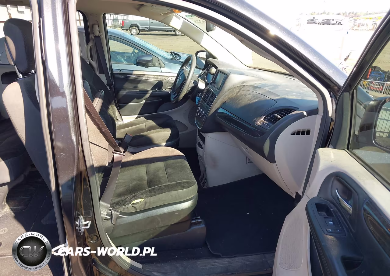 2019 Dodge Grand Caravan Se VIN:2C4RDGBG9KR741139 - 5
