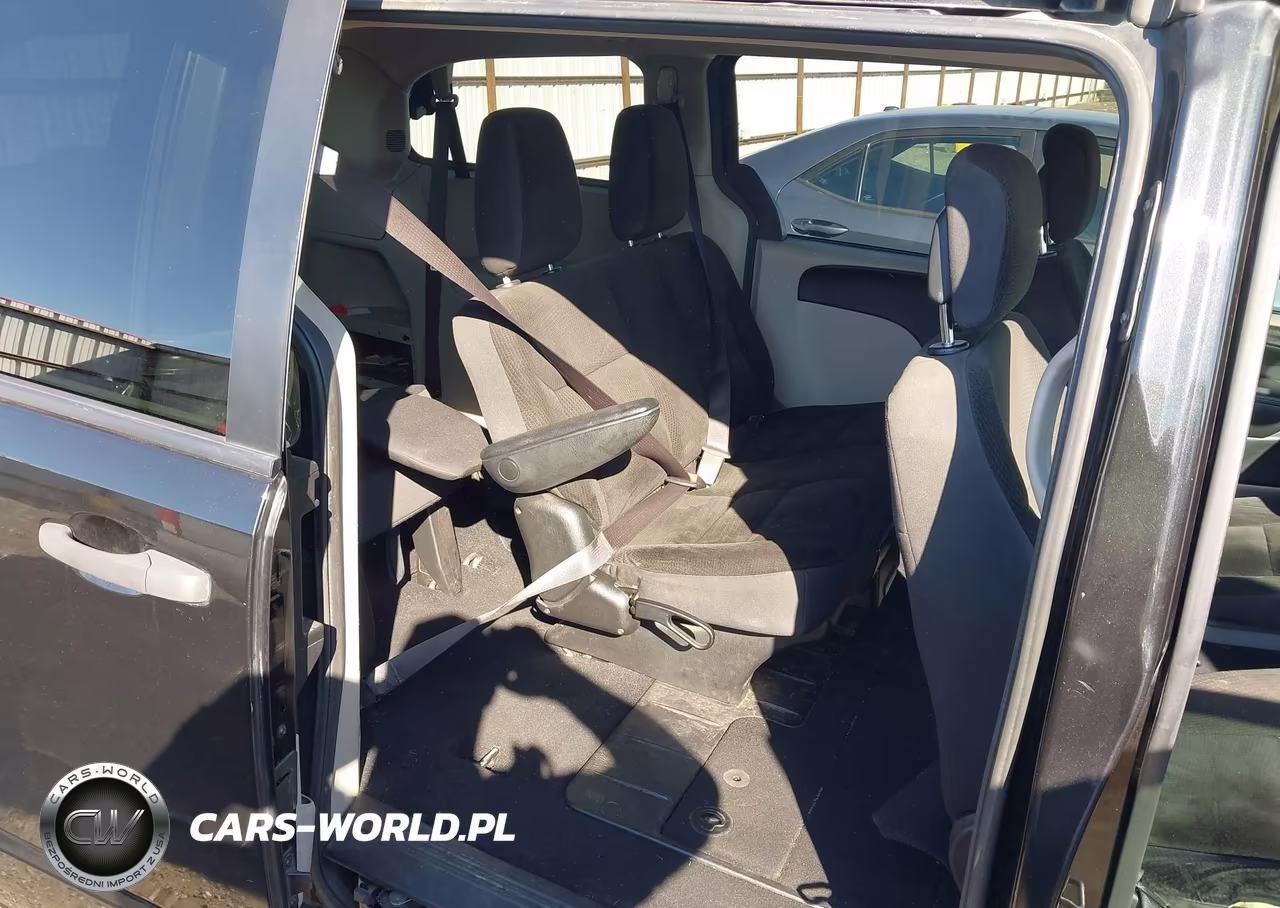 2019 Dodge Grand Caravan Se VIN:2C4RDGBG9KR741139 - 8