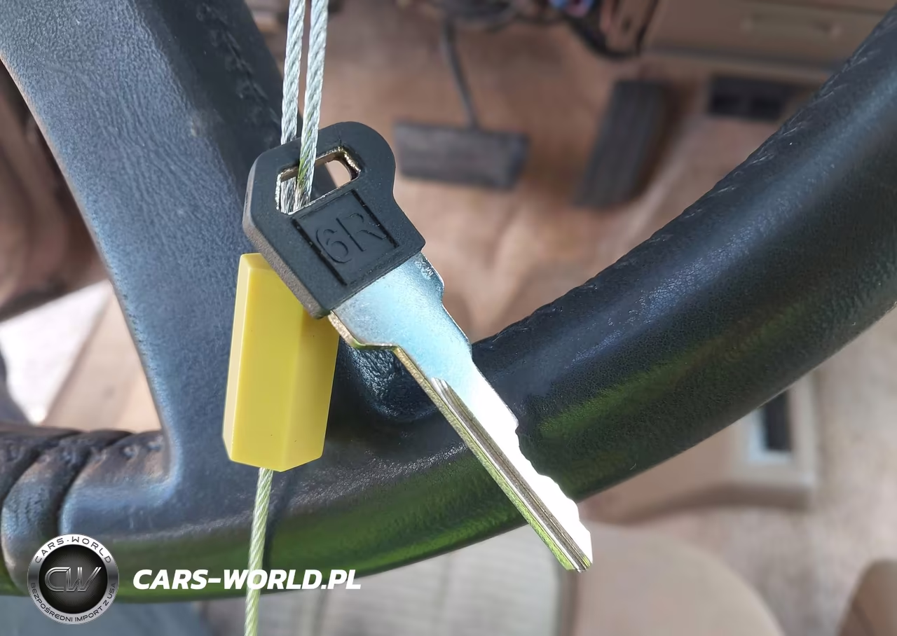 1994 Chevrolet Suburban K1500 VIN:1GNFK16K2RJ428069 - 11
