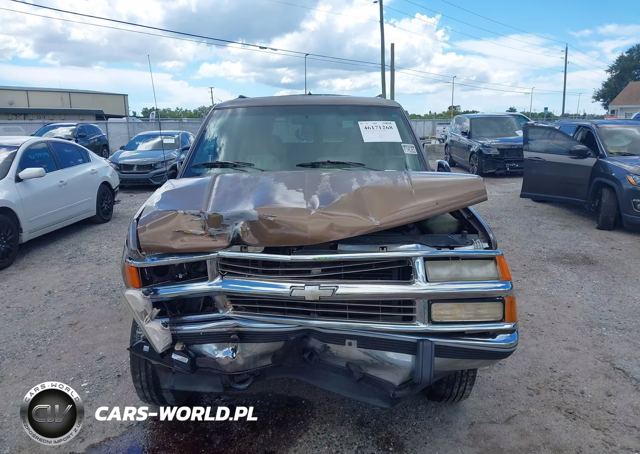 1994 Chevrolet Suburban K1500 VIN:1GNFK16K2RJ428069 - 12
