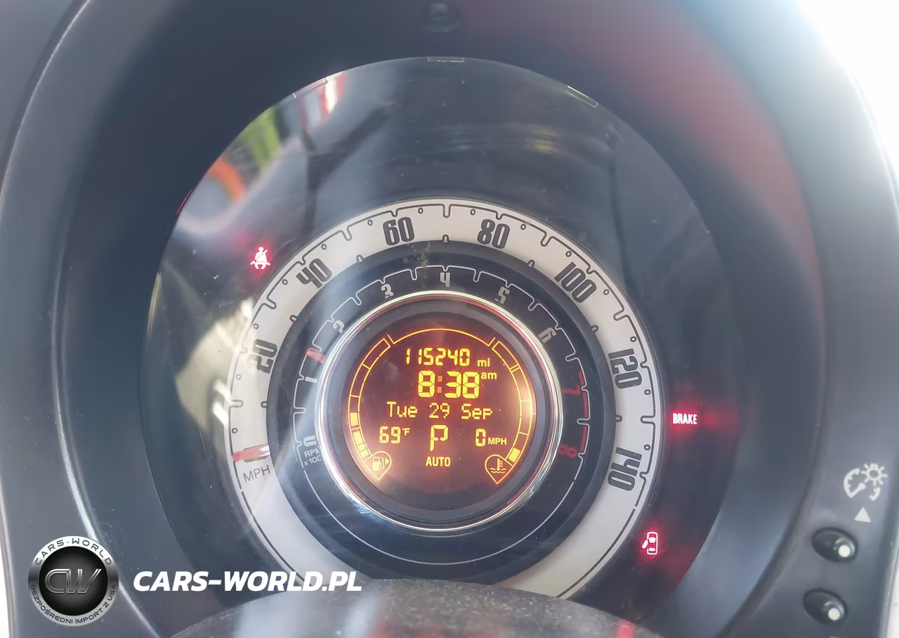 2015 Fiat 500 Pop VIN:3C3CFFAR0FT689825 - 7