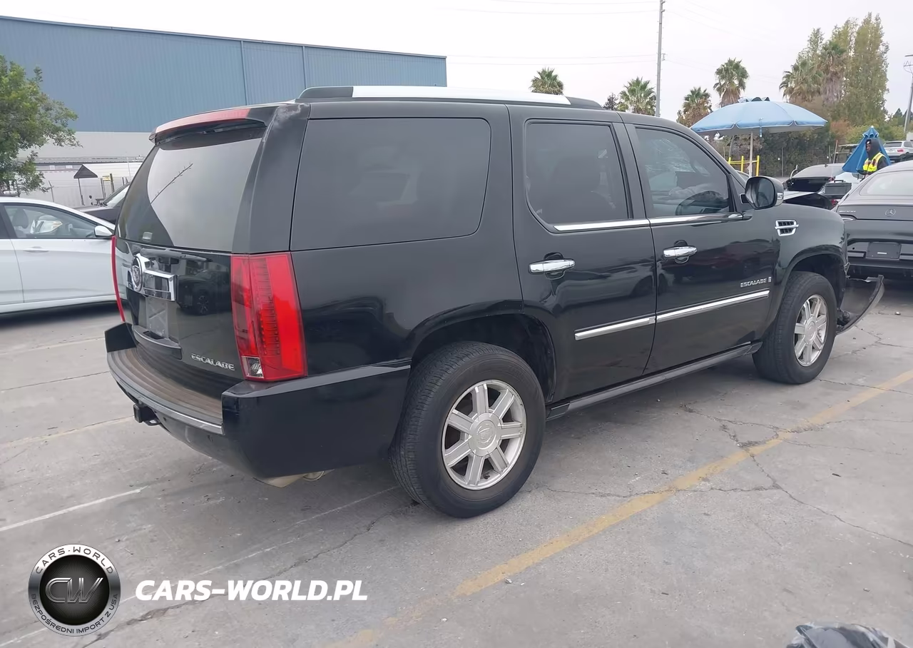 2007 Cadillac Escalade Standard VIN:1GYEC63837R401074 - 4