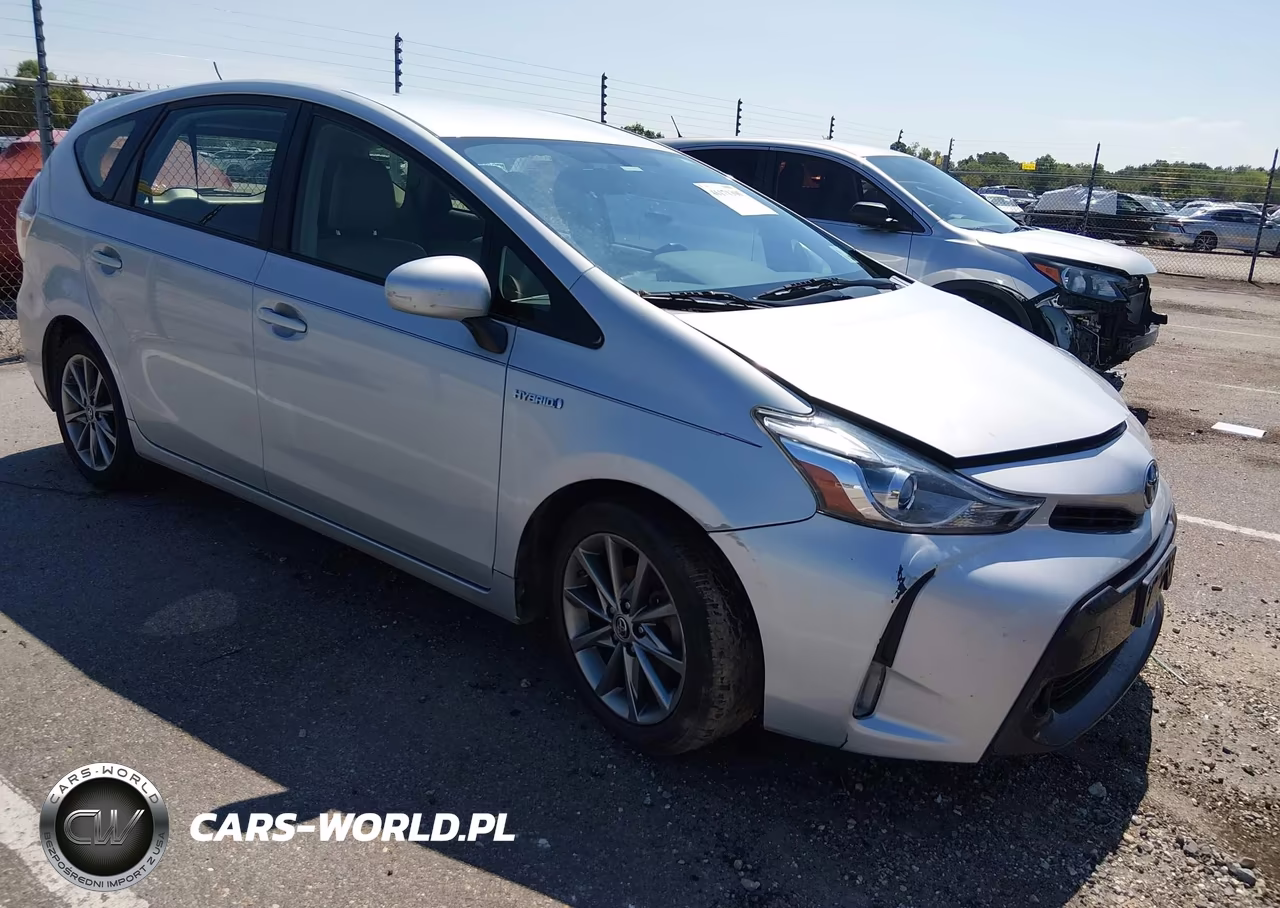 2016 Toyota Prius V Five – zdjęcie 1 z 15