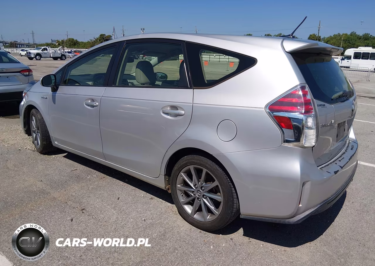2016 Toyota Prius V Five VIN:JTDZN3EU0GJ052609 - 3