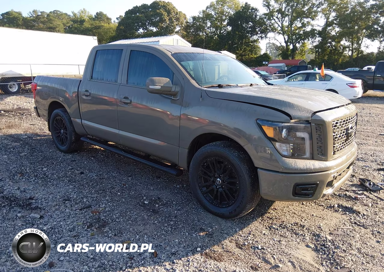 2018 Nissan Titan Sv