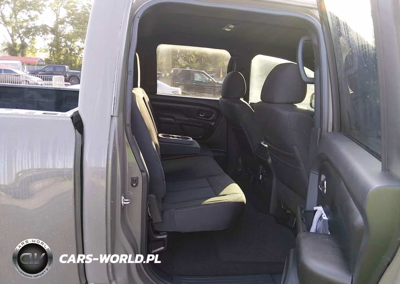 2018 Nissan Titan Sv VIN:1N6AA1E50JN531311 - 8