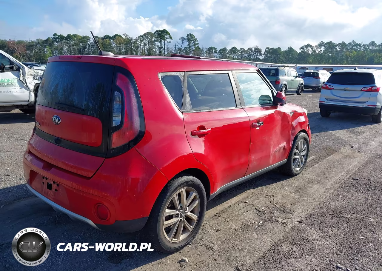 2018 Kia Soul + VIN:KNDJP3A54J7509271 - 4
