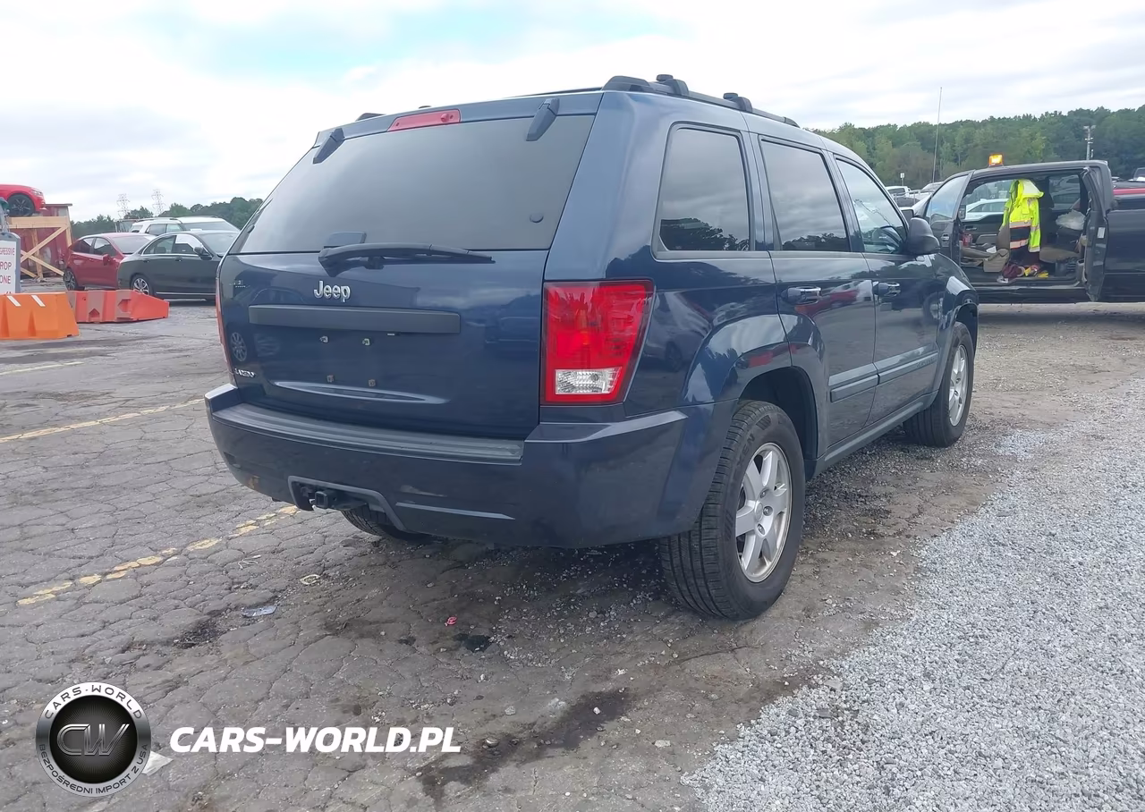 2009 Jeep Grand Cherokee Laredo VIN:1J8GS48K09C531385 - 4