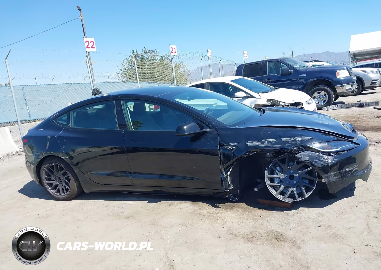 2025 Tesla Model 3 Long Range Rear-Wheel Drive-Standard Rear-Wheel Drive VIN:5YJ3E1EA5SF980920 - 13