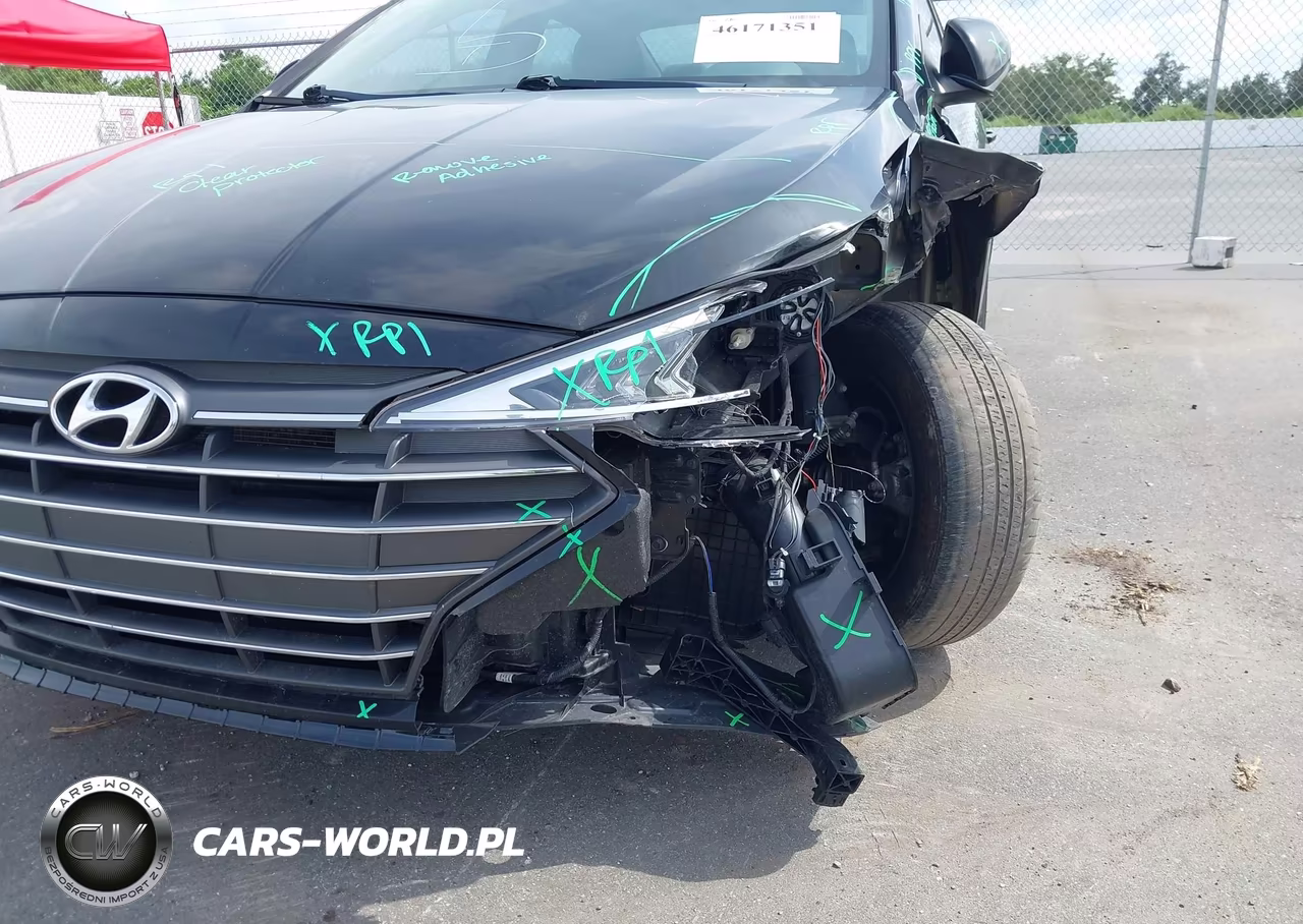 2019 Hyundai Elantra Se VIN:KMHD74LF7KU818918 - 18