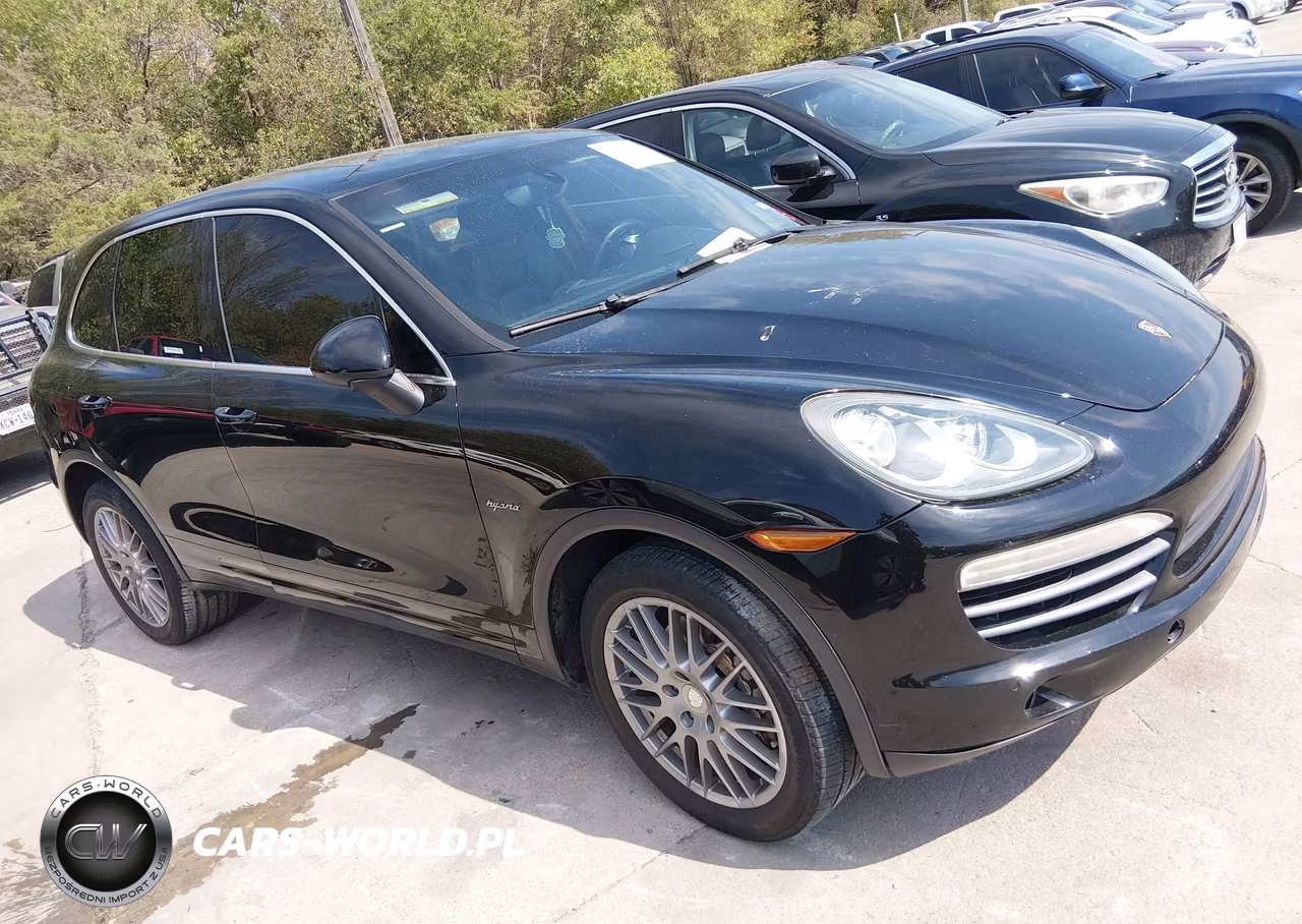 2011 Porsche Cayenne Hybrid S