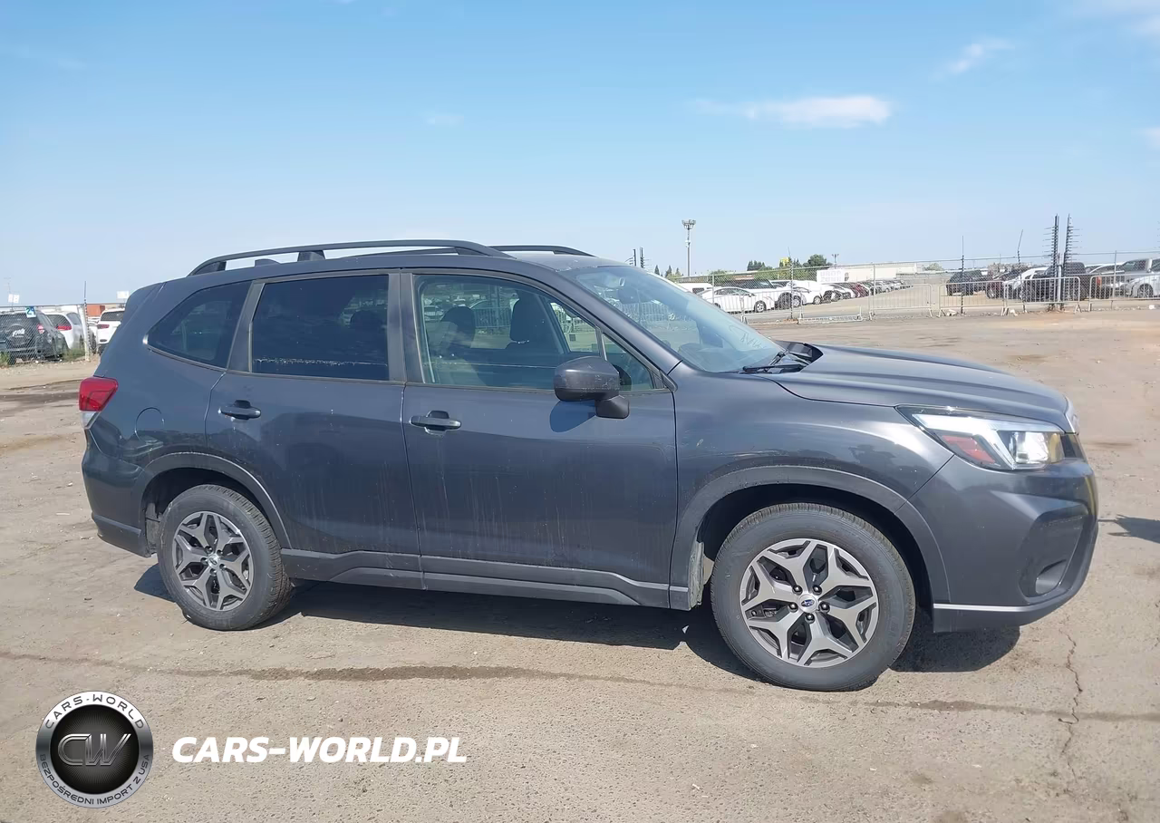 2020 Subaru Forester Premium VIN:JF2SKAJC1LH502363 - 13
