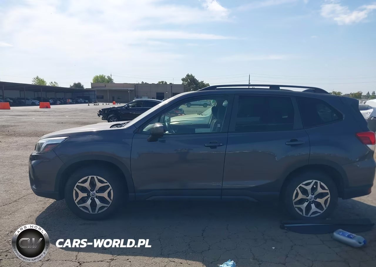 2020 Subaru Forester Premium VIN:JF2SKAJC1LH502363 - 14