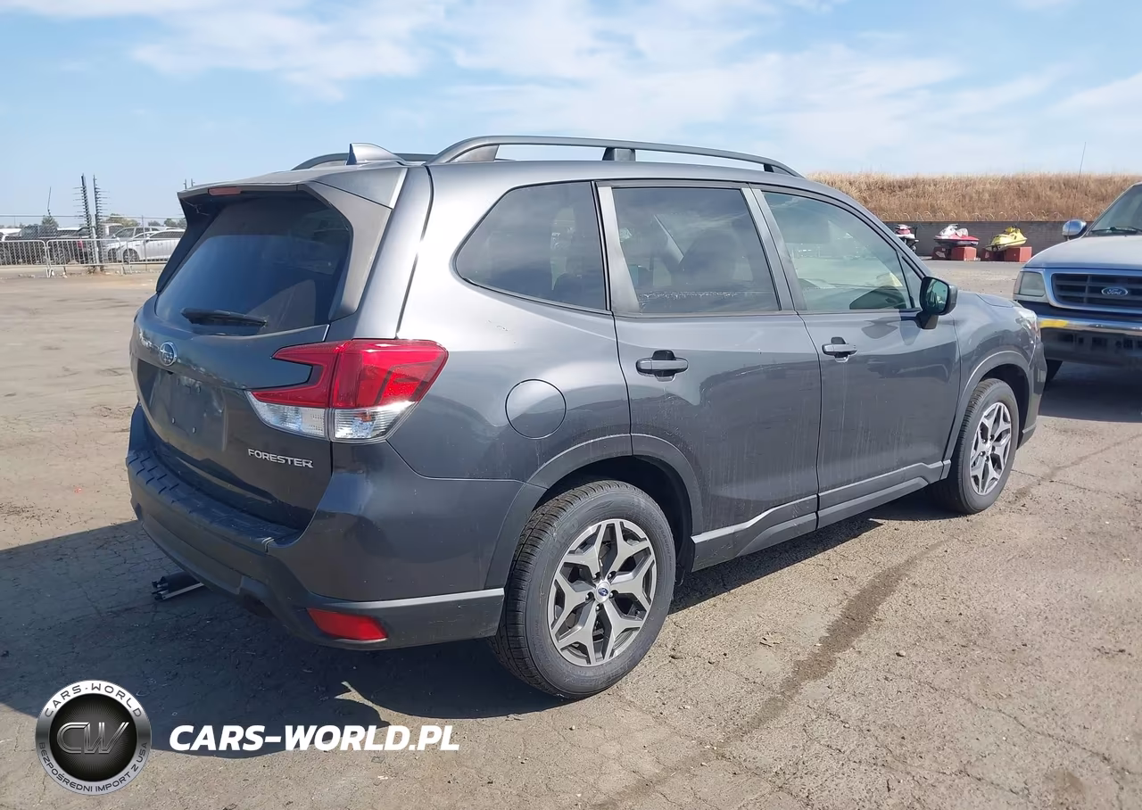 2020 Subaru Forester Premium VIN:JF2SKAJC1LH502363 - 4