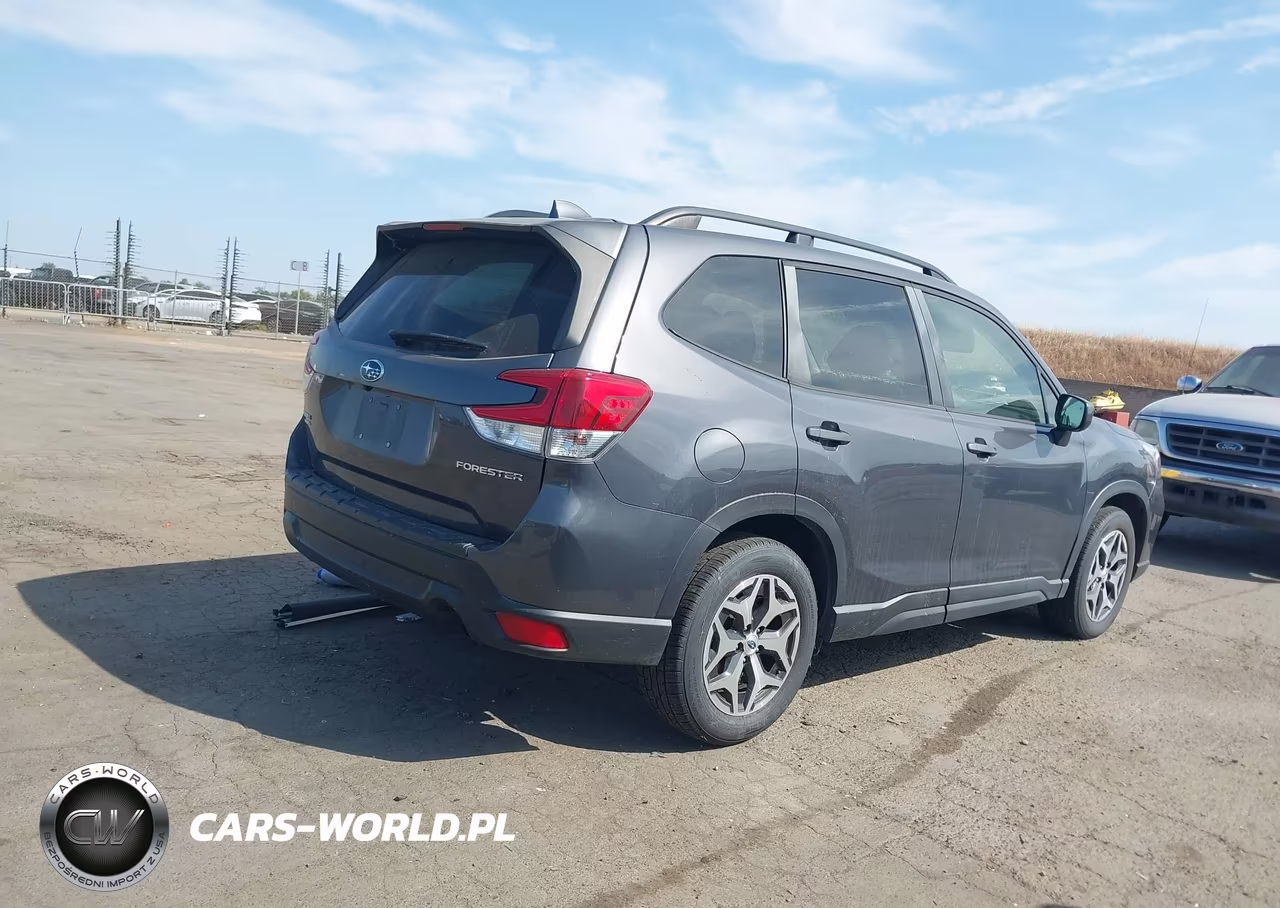2020 Subaru Forester Premium VIN:JF2SKAJC1LH502363 - 6