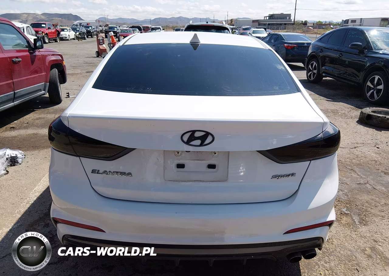 2018 Hyundai Elantra Sport VIN:KMHD04LB4JU575021 - 16