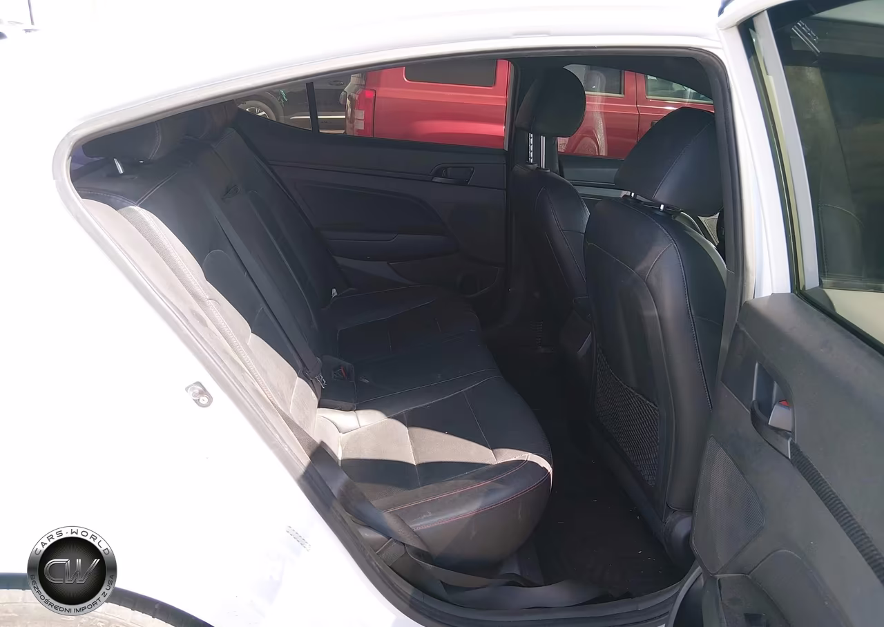 2018 Hyundai Elantra Sport VIN:KMHD04LB4JU575021 - 7