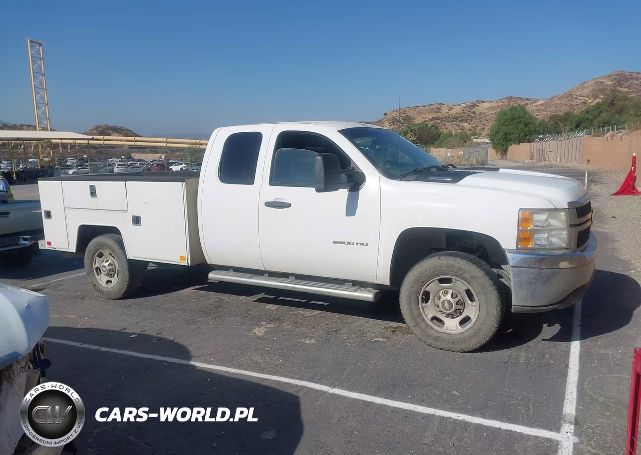 2013 Chevrolet Silverado 2500Hd Work Truck VIN:1GB2KVC81DZ202045 - 13