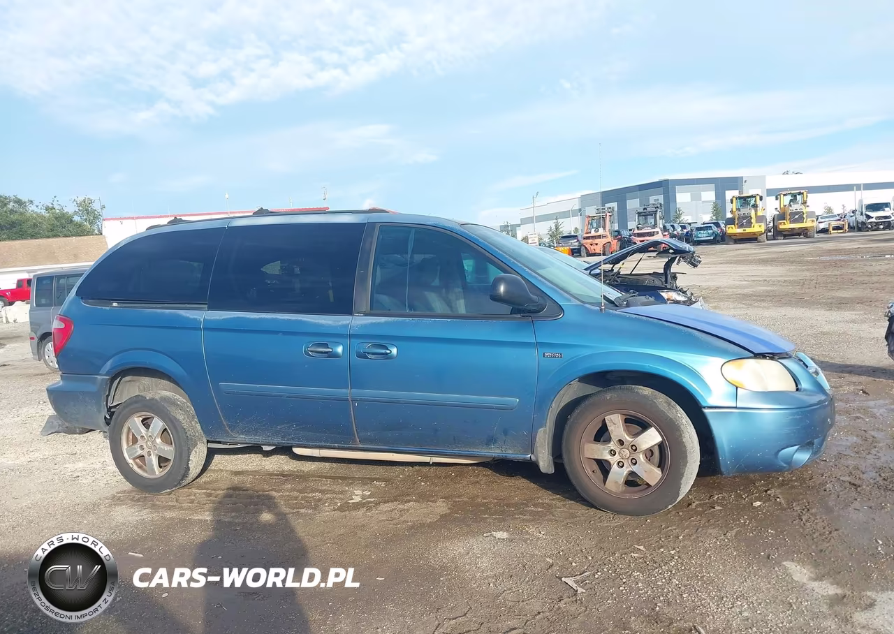 2005 Dodge Grand Caravan Sxt VIN:2D4GP44L95R282113 - 13