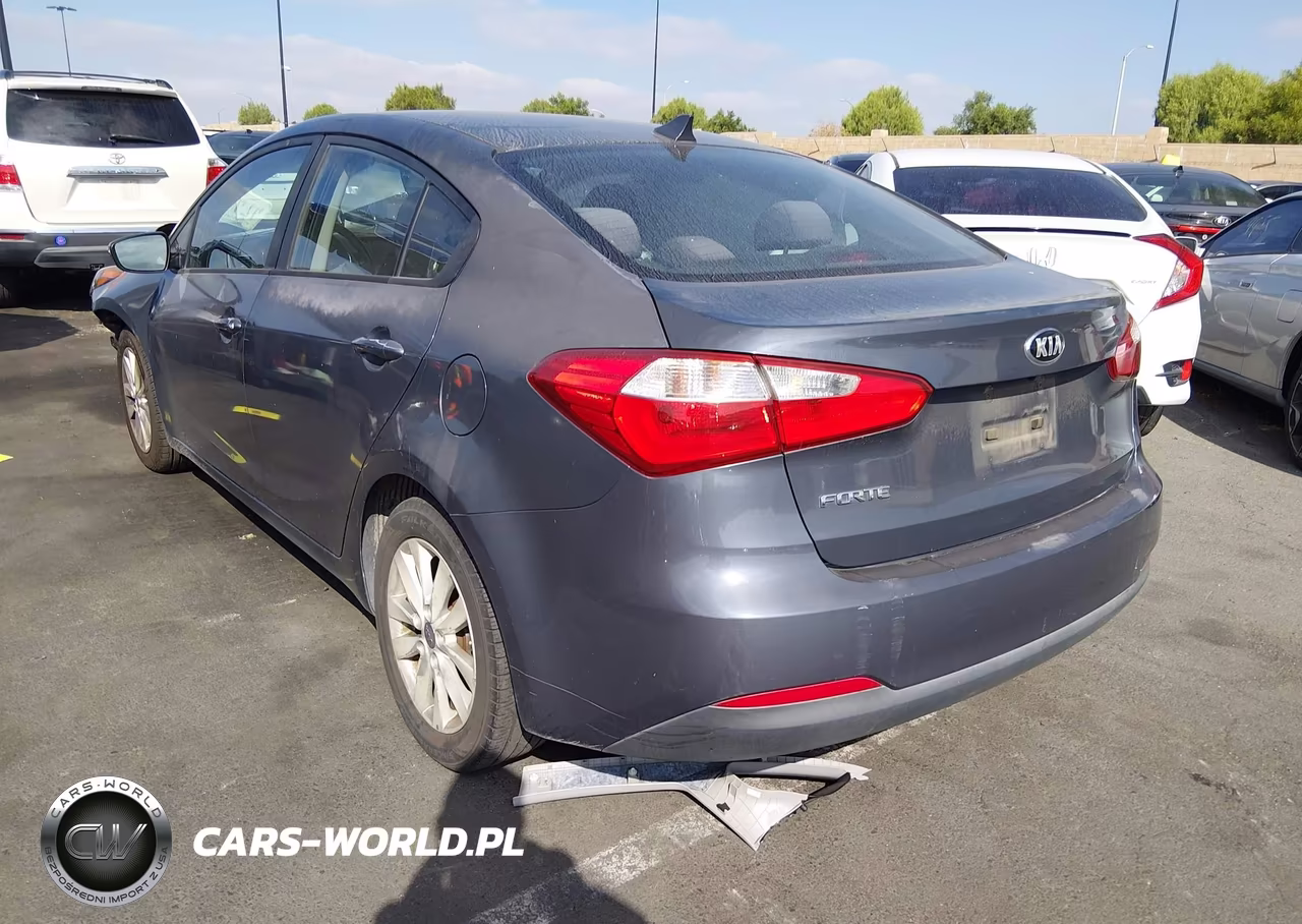 2016 Kia Forte Lx VIN:KNAFX4A66G5476232 - 3