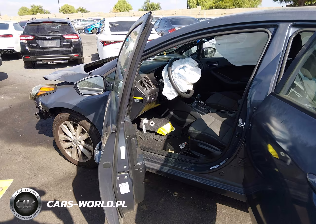 2016 Kia Forte Lx VIN:KNAFX4A66G5476232 - 5