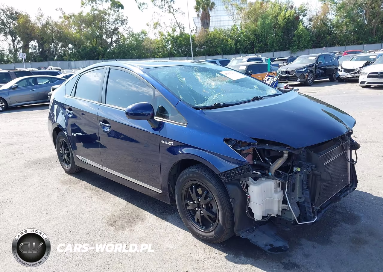 2013 Toyota Prius Two