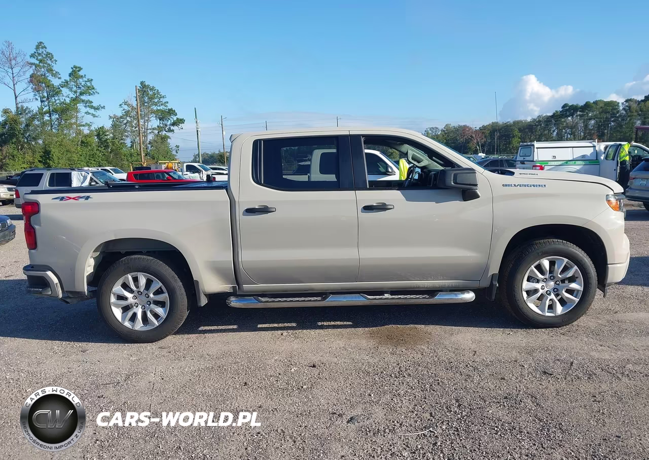 2026 Chevrolet Silverado 1500 4Wd Short Bed Custom VIN:1GCPKBEK2TZ227611 - 13