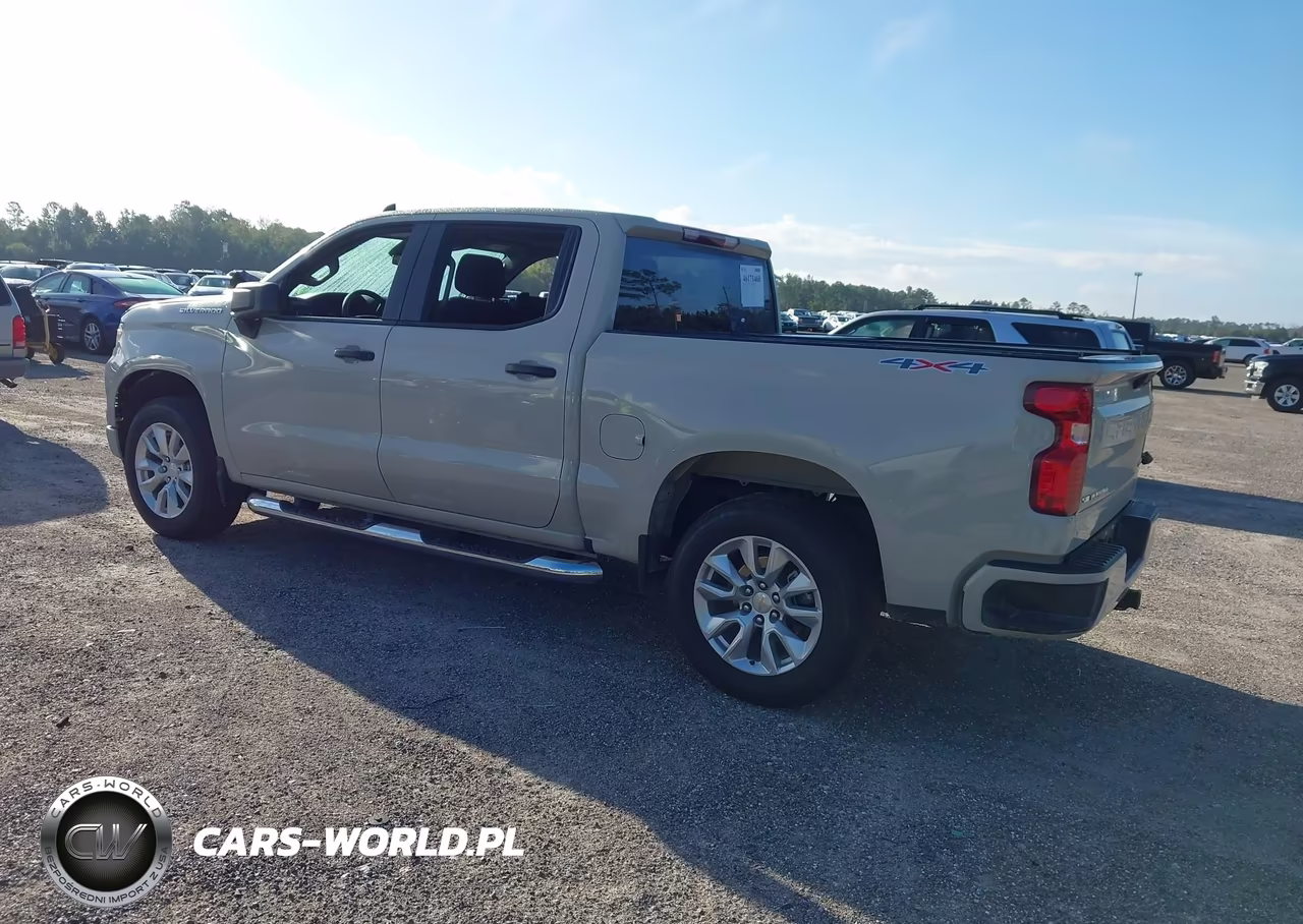 2026 Chevrolet Silverado 1500 4Wd Short Bed Custom VIN:1GCPKBEK2TZ227611 - 3