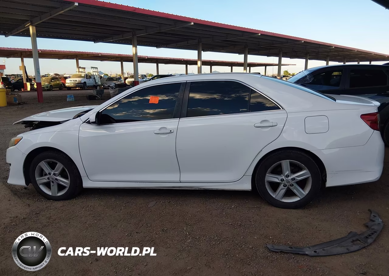 2013 Toyota Camry Se VIN:4T1BF1FK6DU211834 - 14