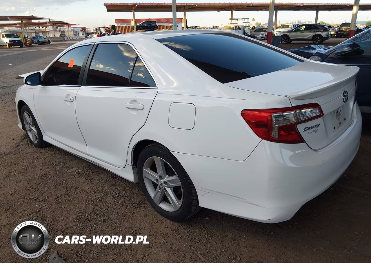 2013 Toyota Camry Se VIN:4T1BF1FK6DU211834 - 3