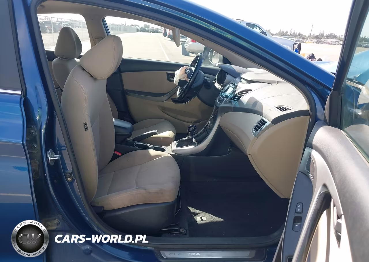 2016 Hyundai Elantra Value Edition VIN:KMHDH4AE4GU484507 - 5