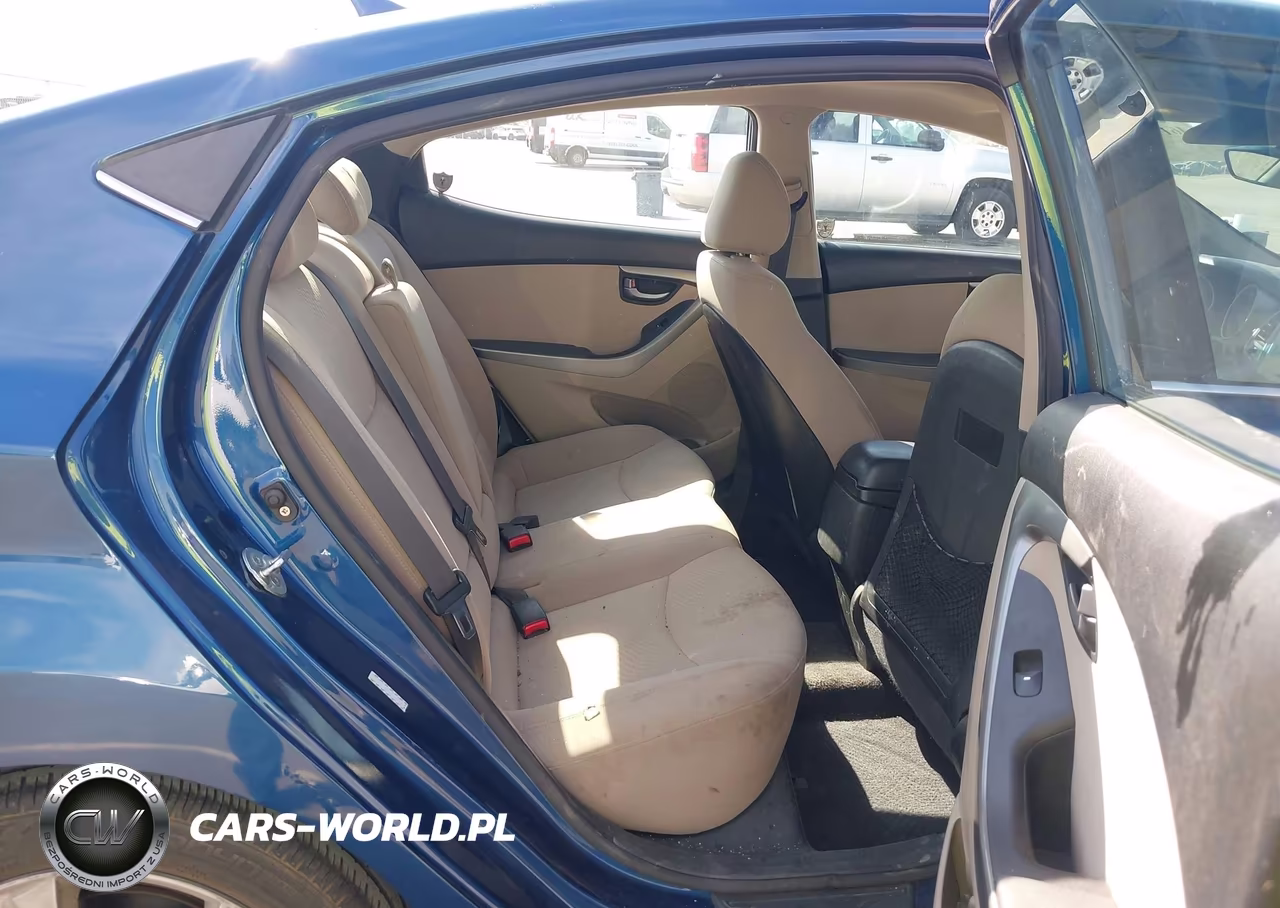 2016 Hyundai Elantra Value Edition VIN:KMHDH4AE4GU484507 - 8