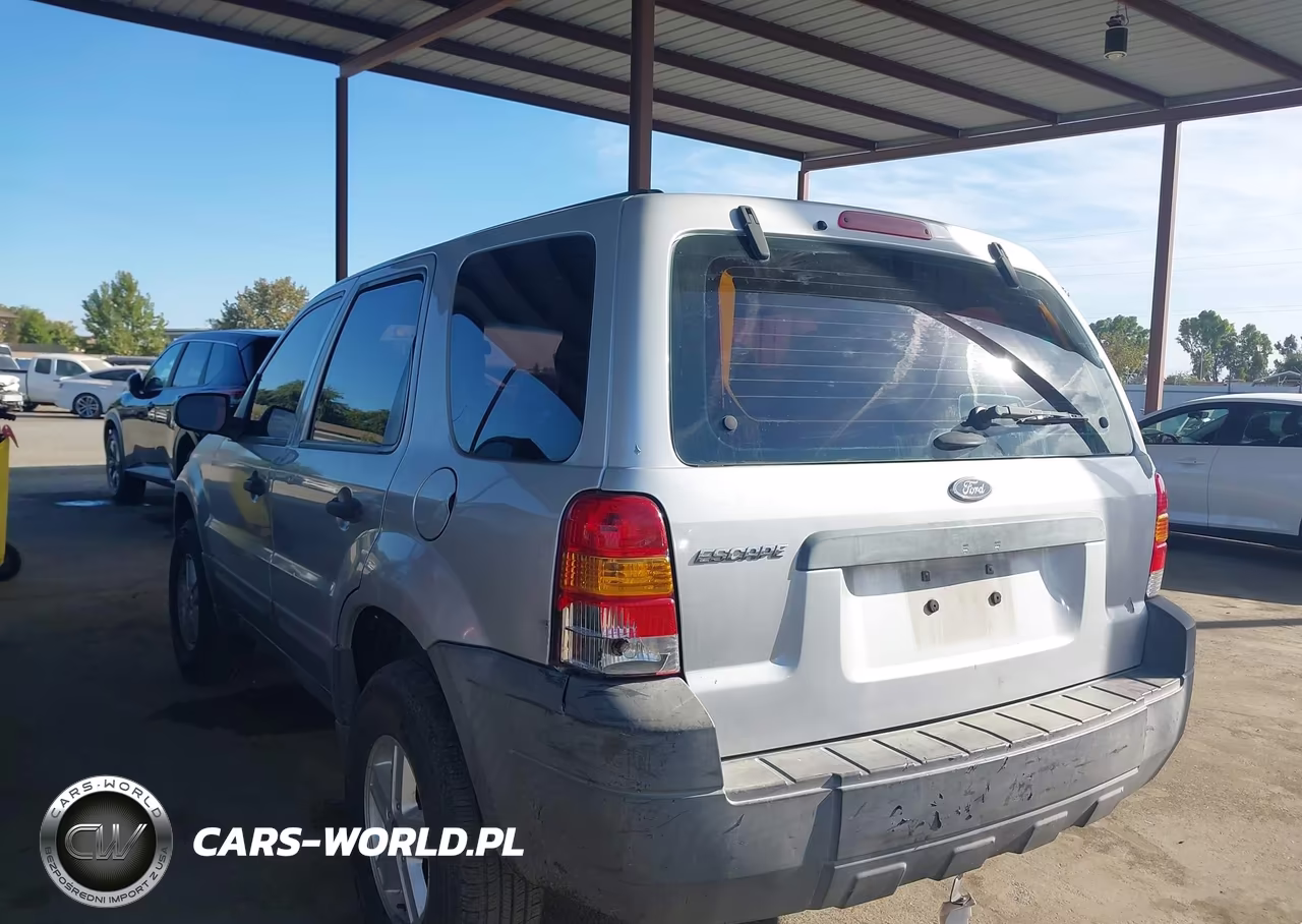 2007 Ford Escape Xls-Xls Manual VIN:1FMYU02ZX7KA61112 - 3