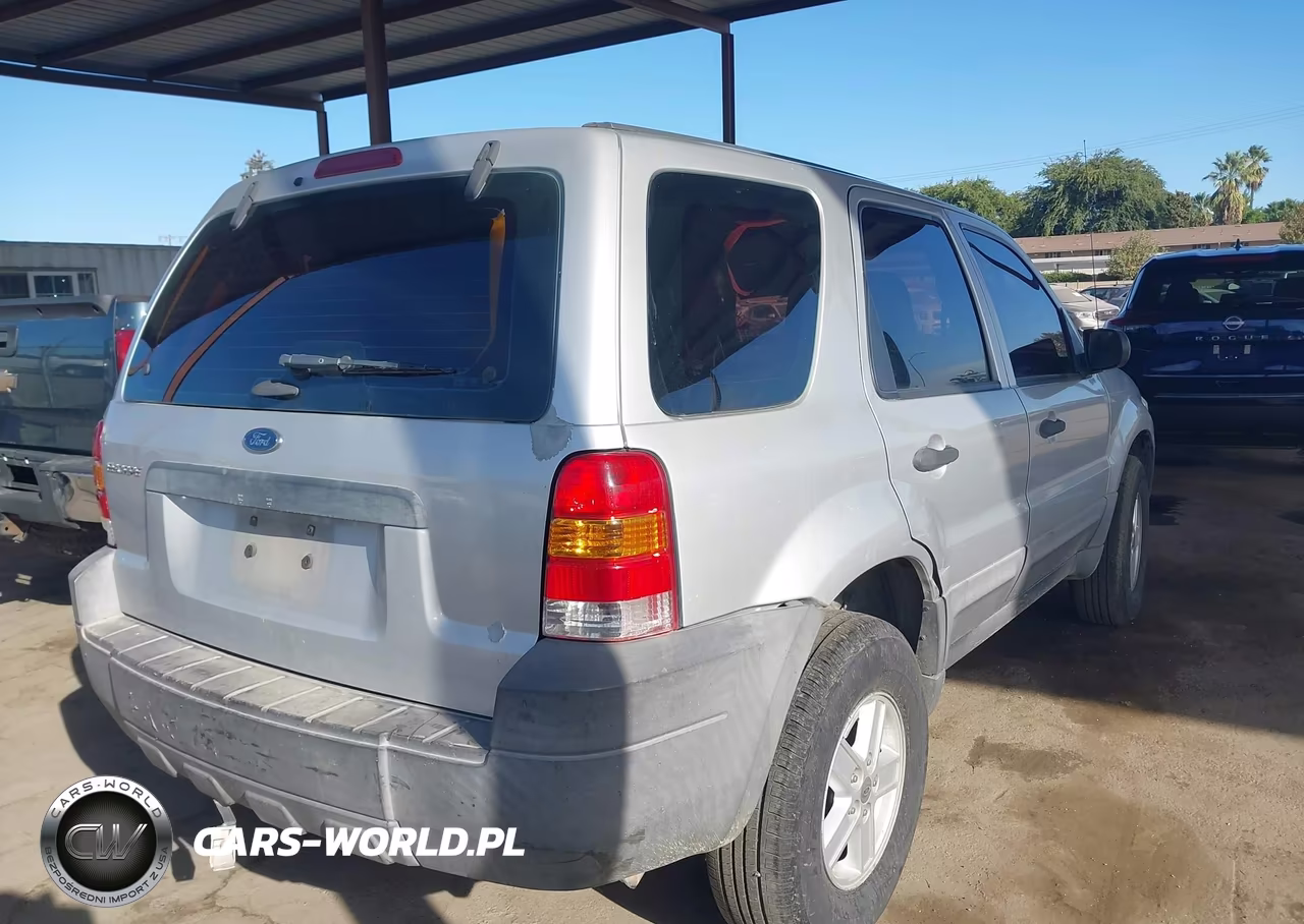 2007 Ford Escape Xls-Xls Manual VIN:1FMYU02ZX7KA61112 - 4