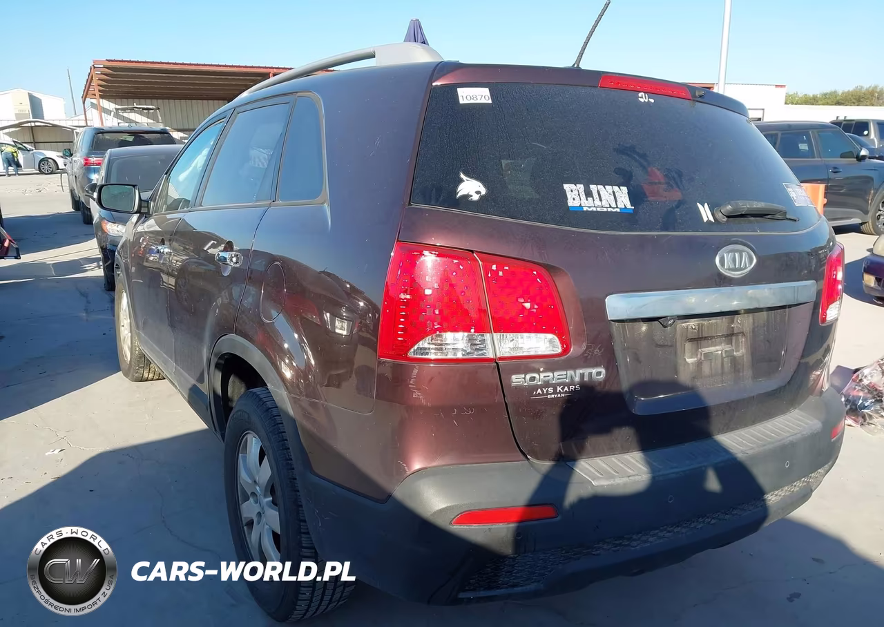 2012 Kia Sorento Lx VIN:5XYKT3A69CG222216 - 3