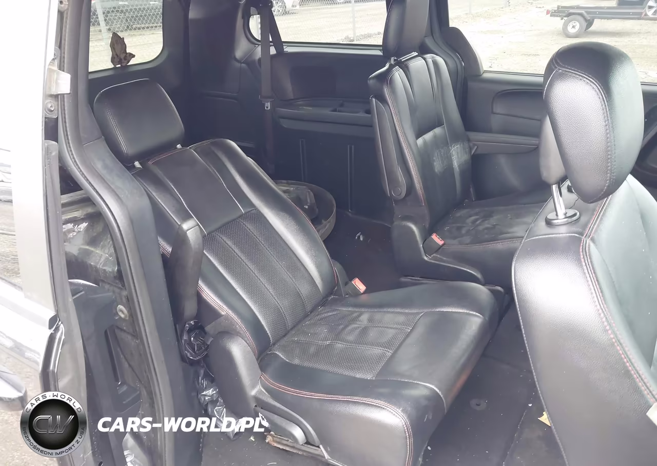 2015 Dodge Grand Caravan R-T VIN:2C4RDGEG0FR555622 - 8
