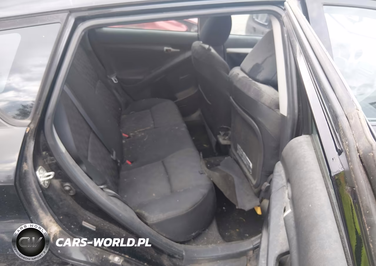 2009 Pontiac Vibe VIN:5Y2SM670X9Z413350 - 8