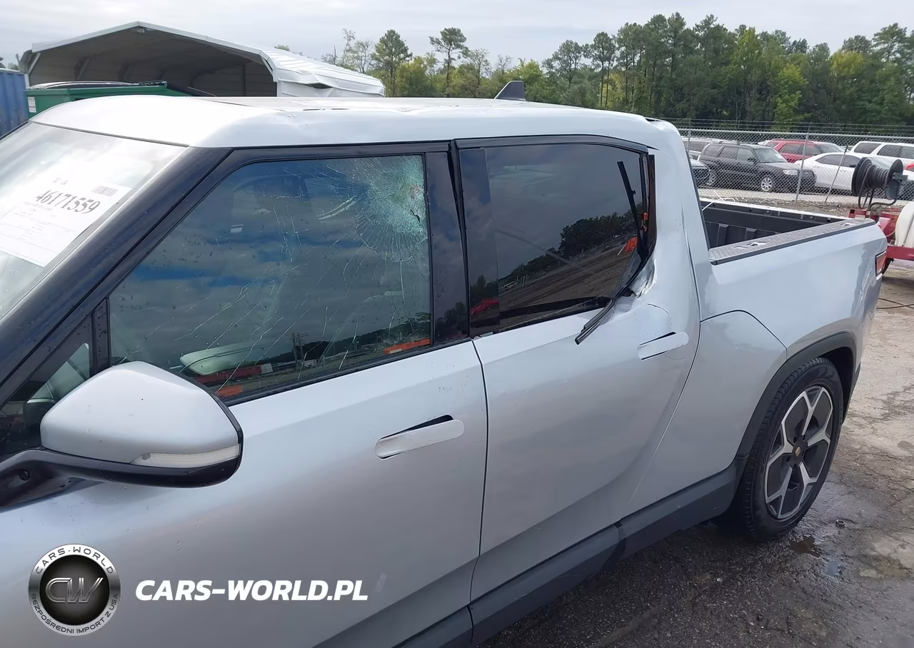 2023 Rivian R1T Adventure-Adventure Dual Motor Large Pack-Adventure Dual Motor Max Pack VIN:7FCTGBAA2PN026859 - 6