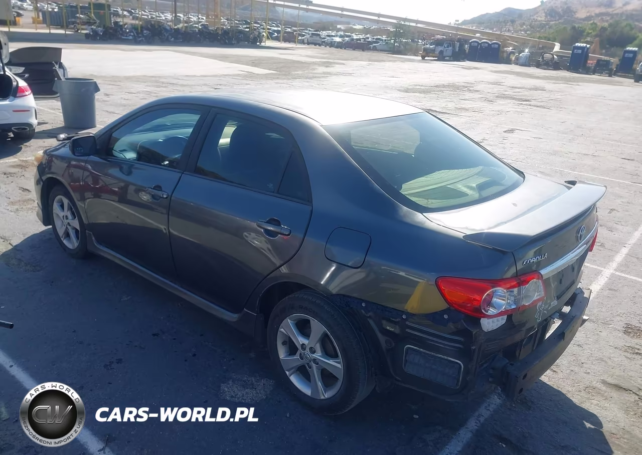 2012 Toyota Corolla S VIN:2T1BU4EE7CC770263 - 3