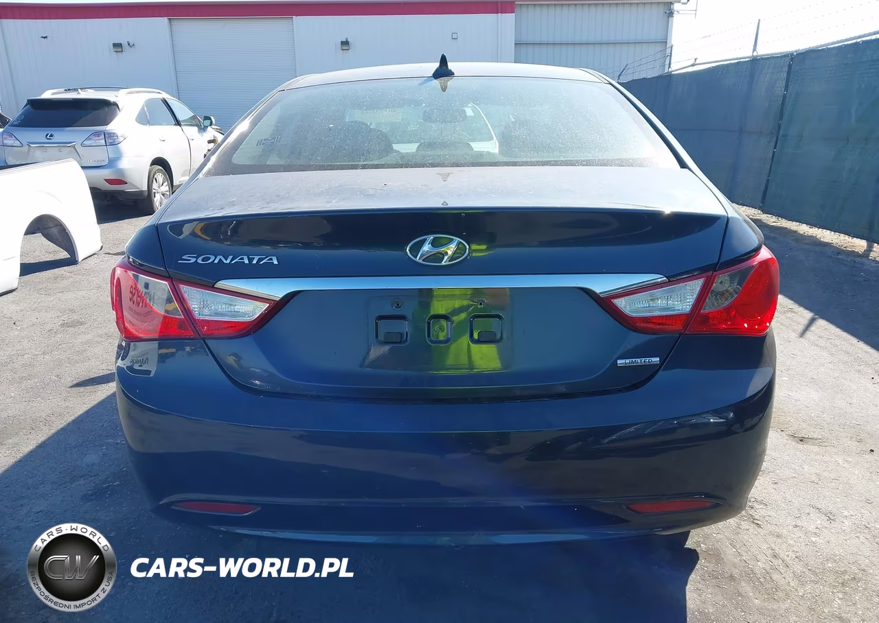 2011 Hyundai Sonata Limited VIN:5NPEC4ACXBH218692 - 17