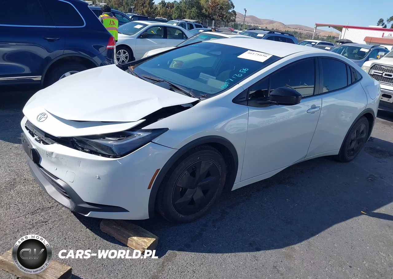 2024 Toyota Prius Le VIN:JTDACAAU3R3029667 - 2