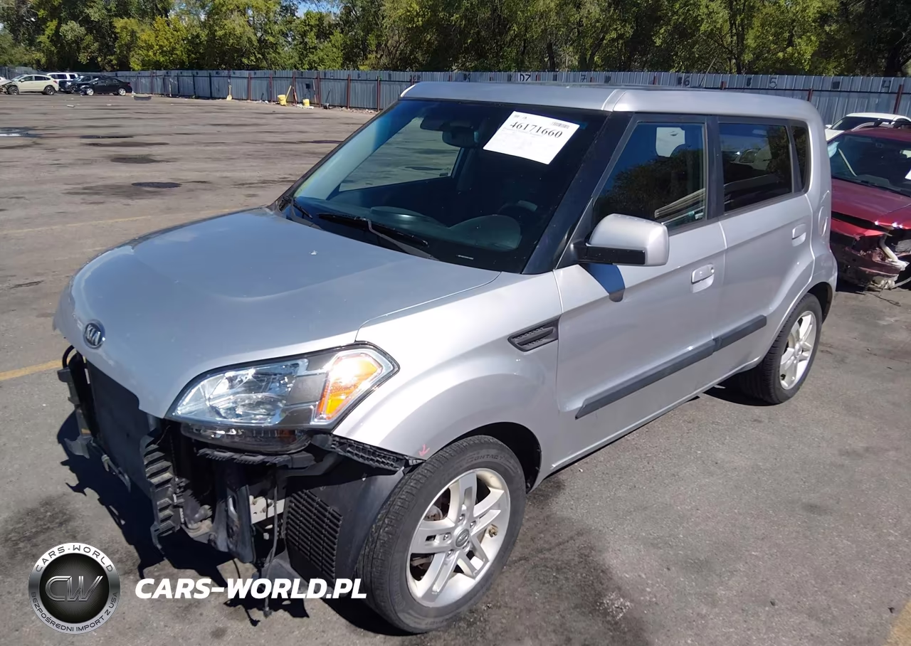 2010 Kia Soul + VIN:KNDJT2A24A7703083 - 2