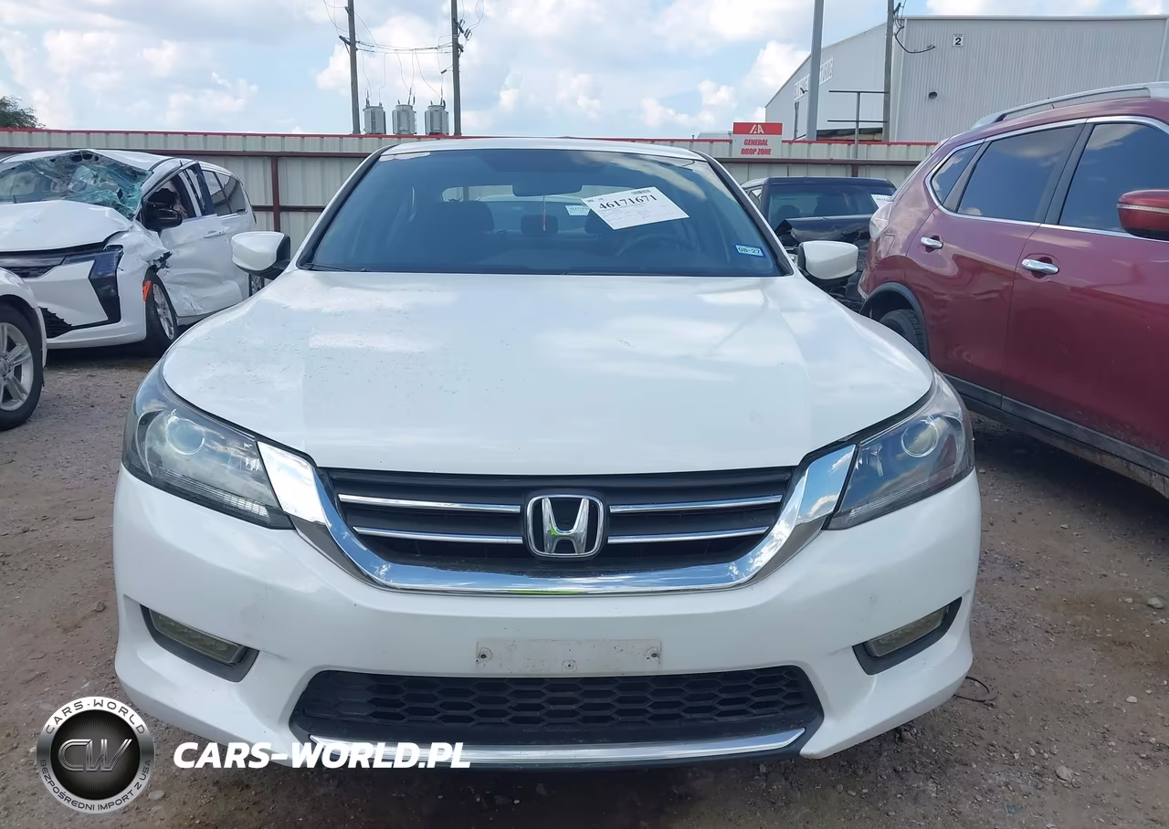 2015 Honda Accord Sport VIN:1HGCR2F53FA243808 - 12