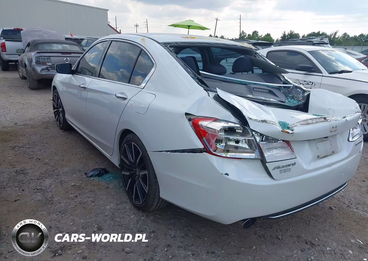 2015 Honda Accord Sport VIN:1HGCR2F53FA243808 - 3