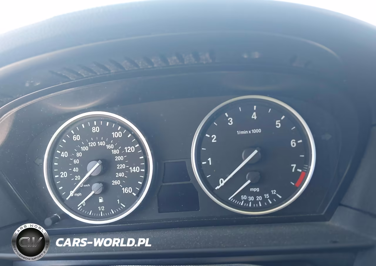 2010 BMW 528I xDrive VIN:WBANV1C57AC388538 - 7
