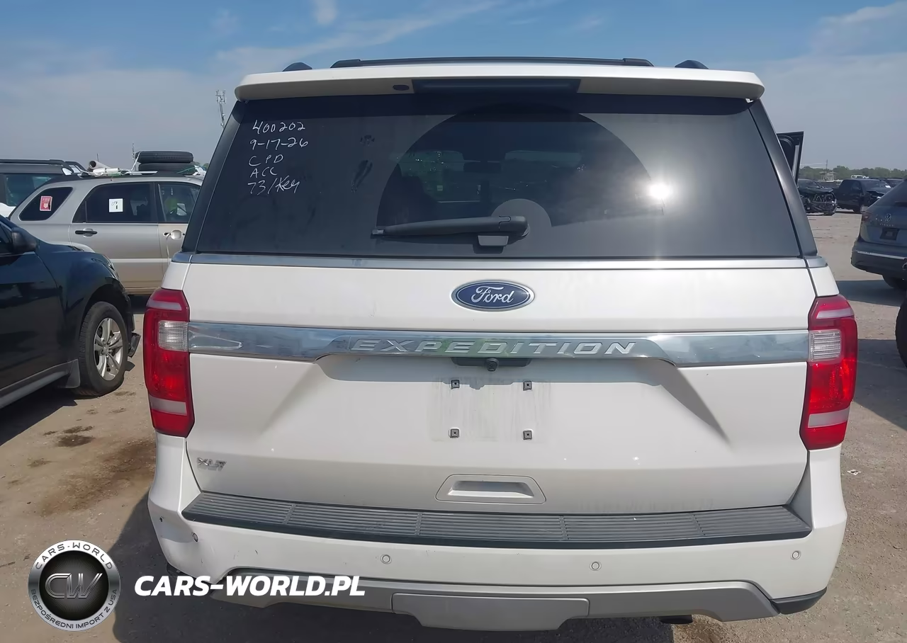 2019 Ford Expedition Xlt VIN:1FMJU1HT9KEA85824 - 17