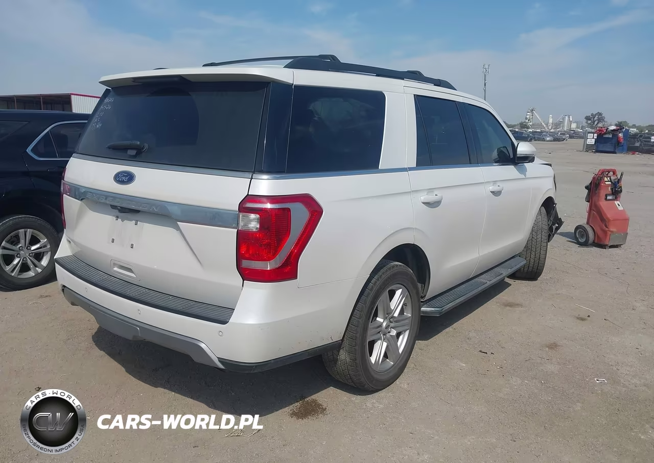 2019 Ford Expedition Xlt VIN:1FMJU1HT9KEA85824 - 4