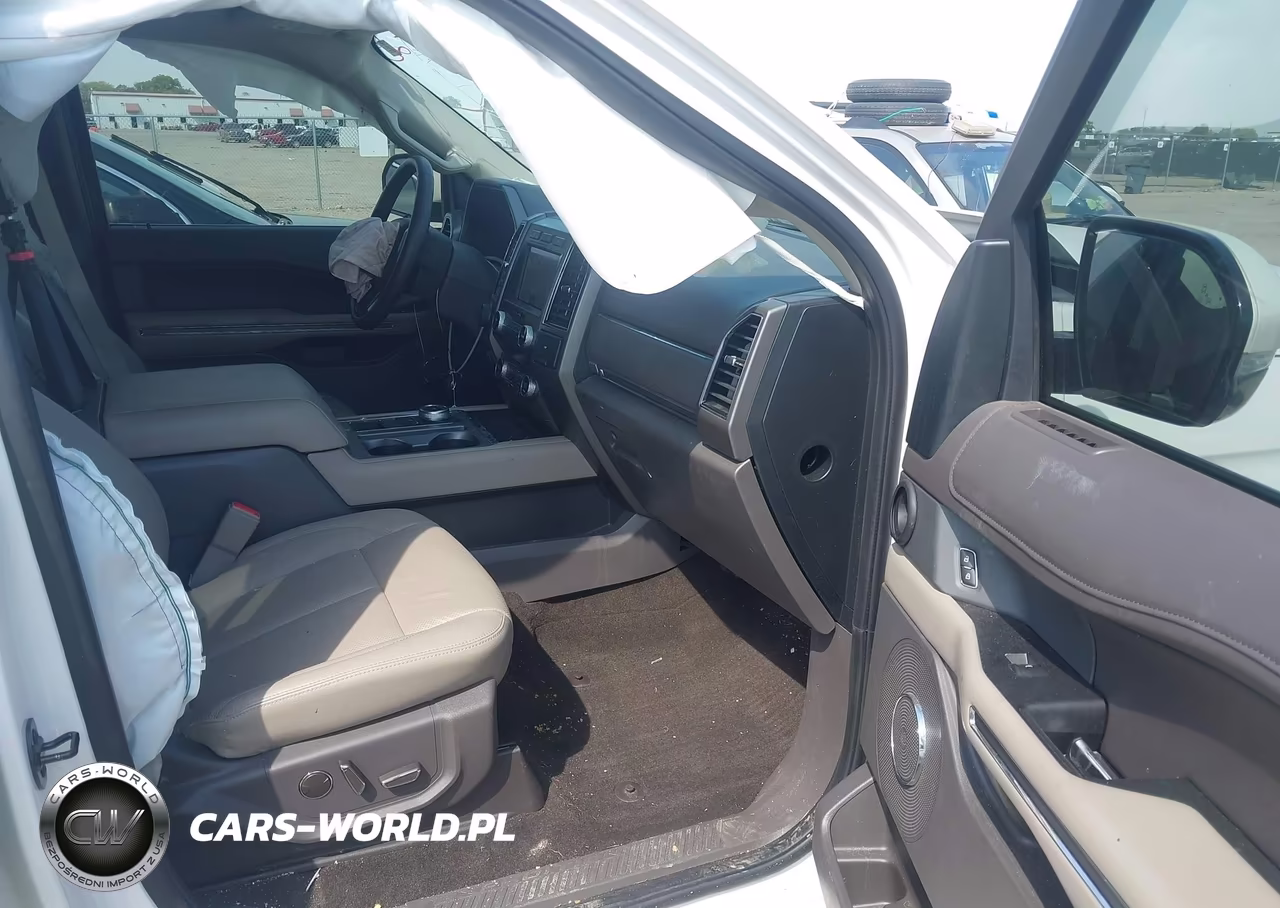 2019 Ford Expedition Xlt VIN:1FMJU1HT9KEA85824 - 5