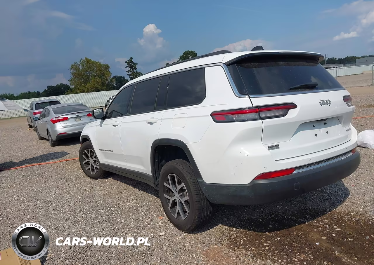 2025 Jeep Grand Cherokee L Limited 4X2 VIN:1C4RJJBG4S8714982 - 3